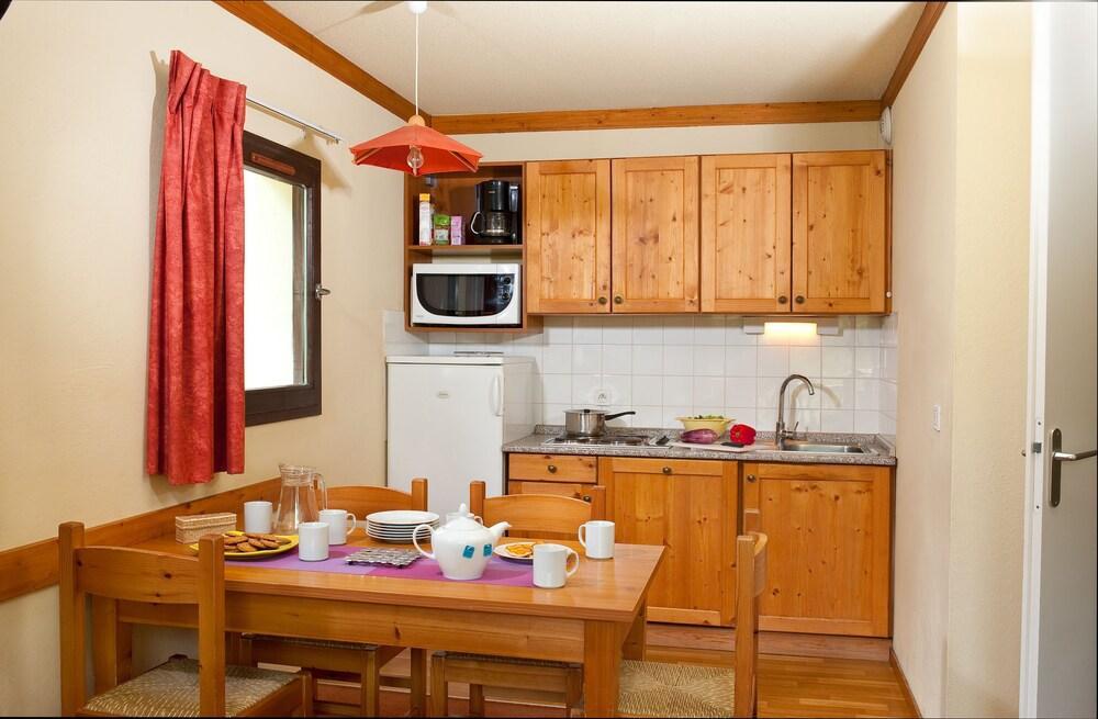 Madame Vacances Residence Les Chalets Du Thabor Valfrejus Exterior photo